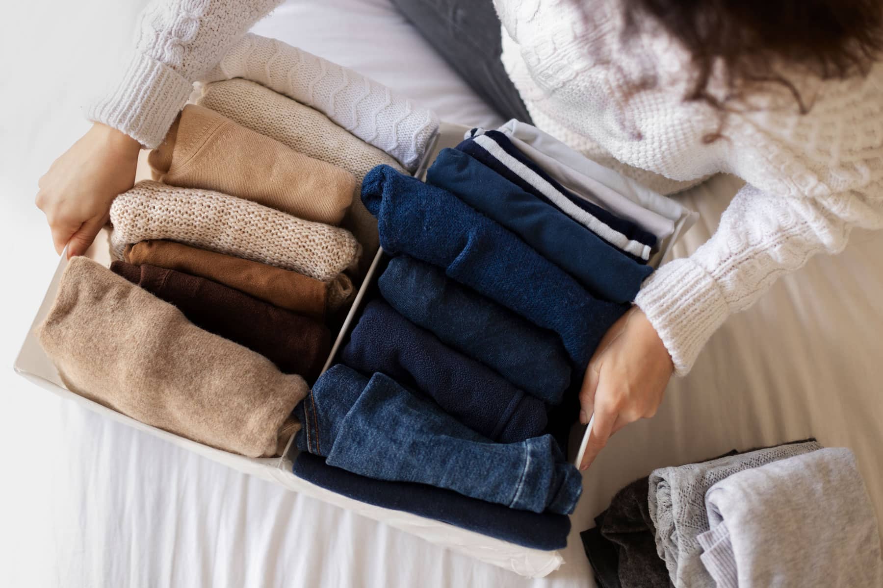 Cómo guardar ropa por mucho tiempo (sin que huela mal ni se estropee)